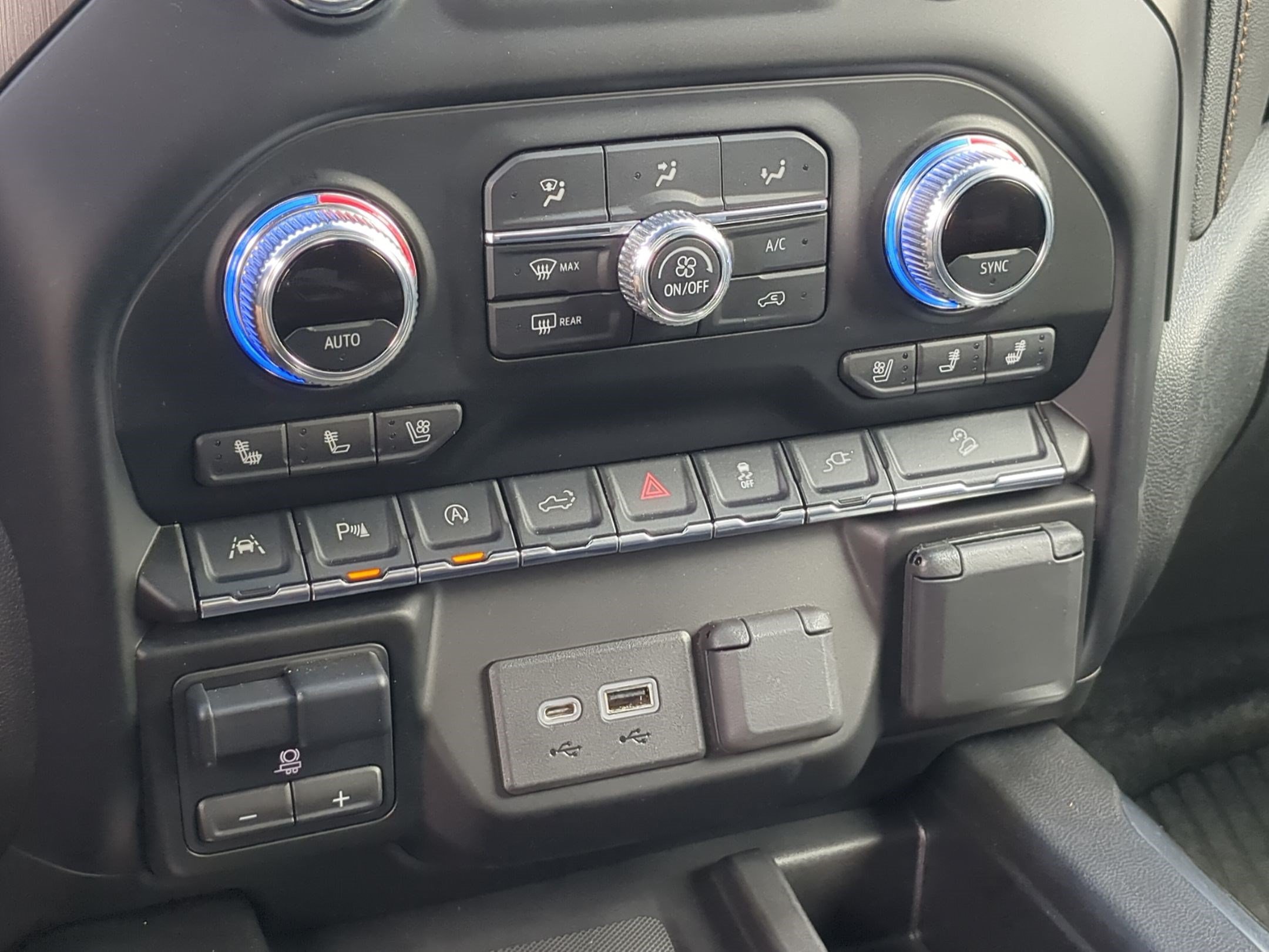 Used 2020 Satin Steel Metallic GMC AT4 image 25