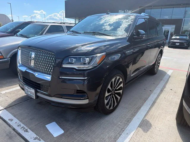 2023 Lincoln Navigator