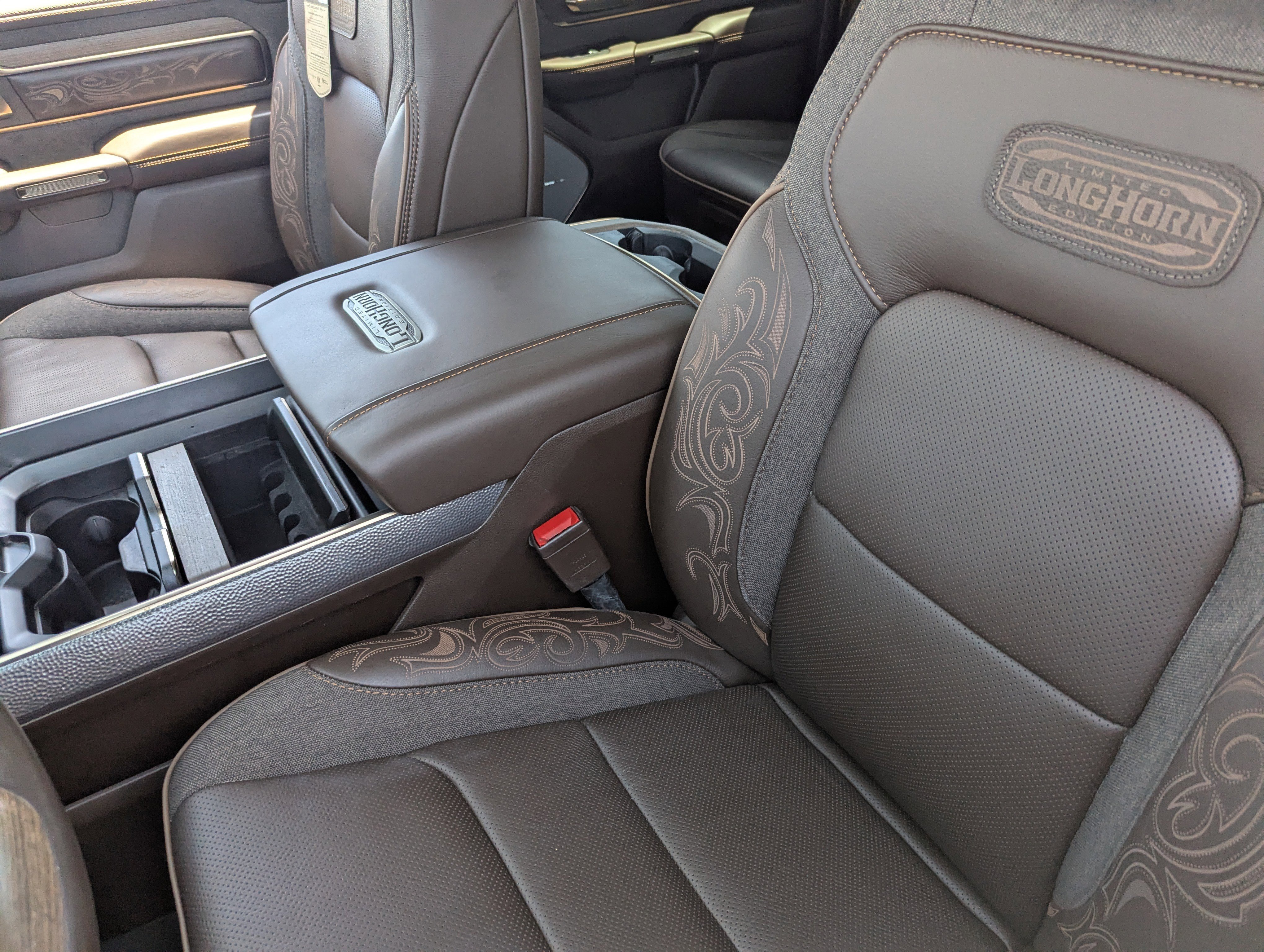 2025 RAM Ram 1500 Pickup Limited Longhorn - Photo 17