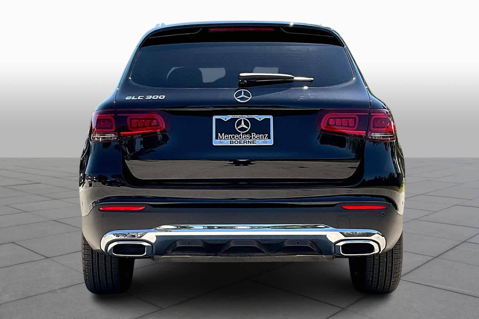 Certified Used 2022 Obsidian Black Metallic Mercedes-Benz GLC 300 image 5