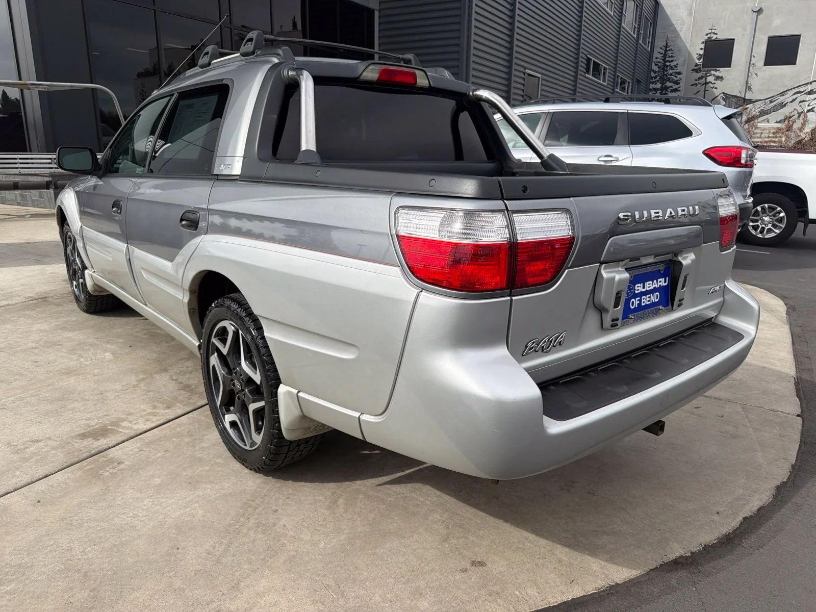 Used 2005  Subaru Sport image 8
