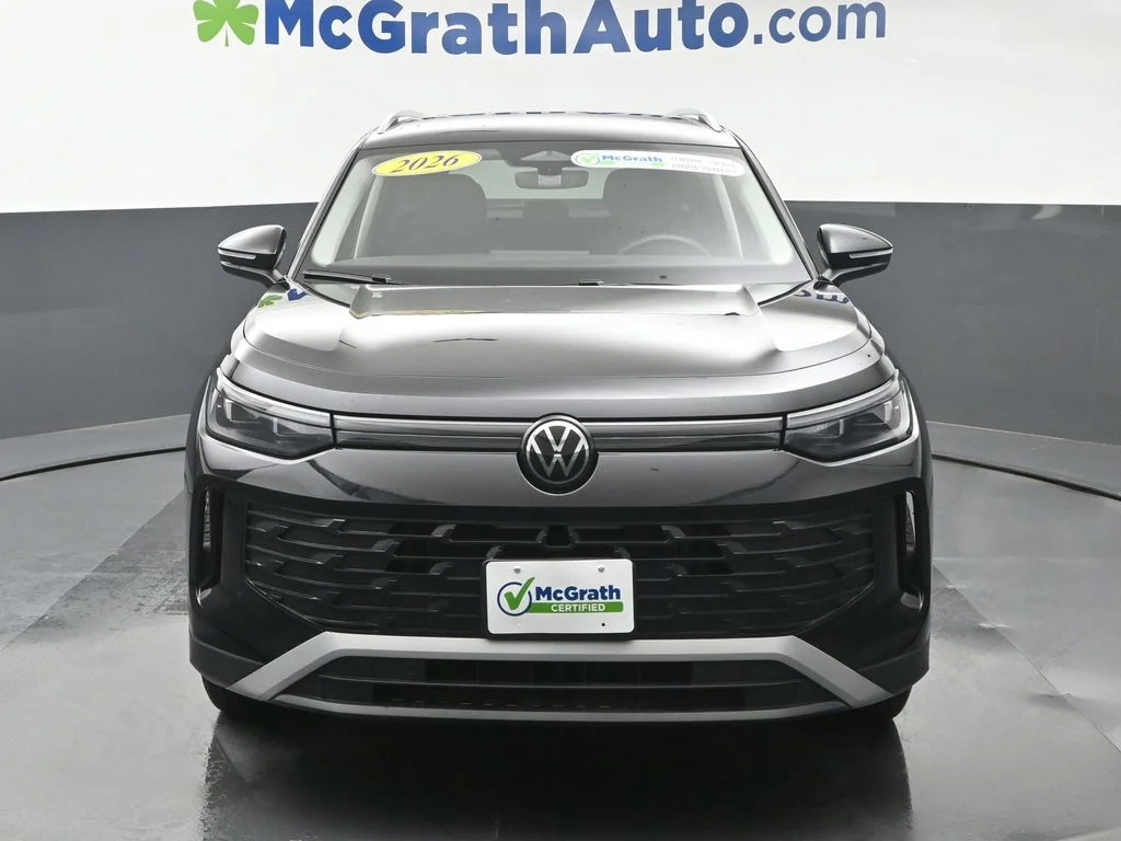Used 2026 Black Volkswagen SE image 6