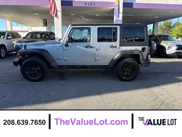 Used 2015 Silver Jeep Unlimited Sport image 7
