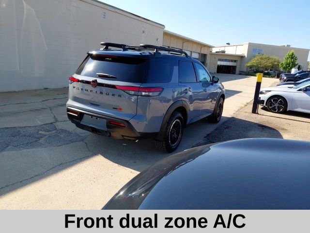 New 2026 Boulder Gray Pearl / Super Black Two-tone Nissan Rock Creek® image 4