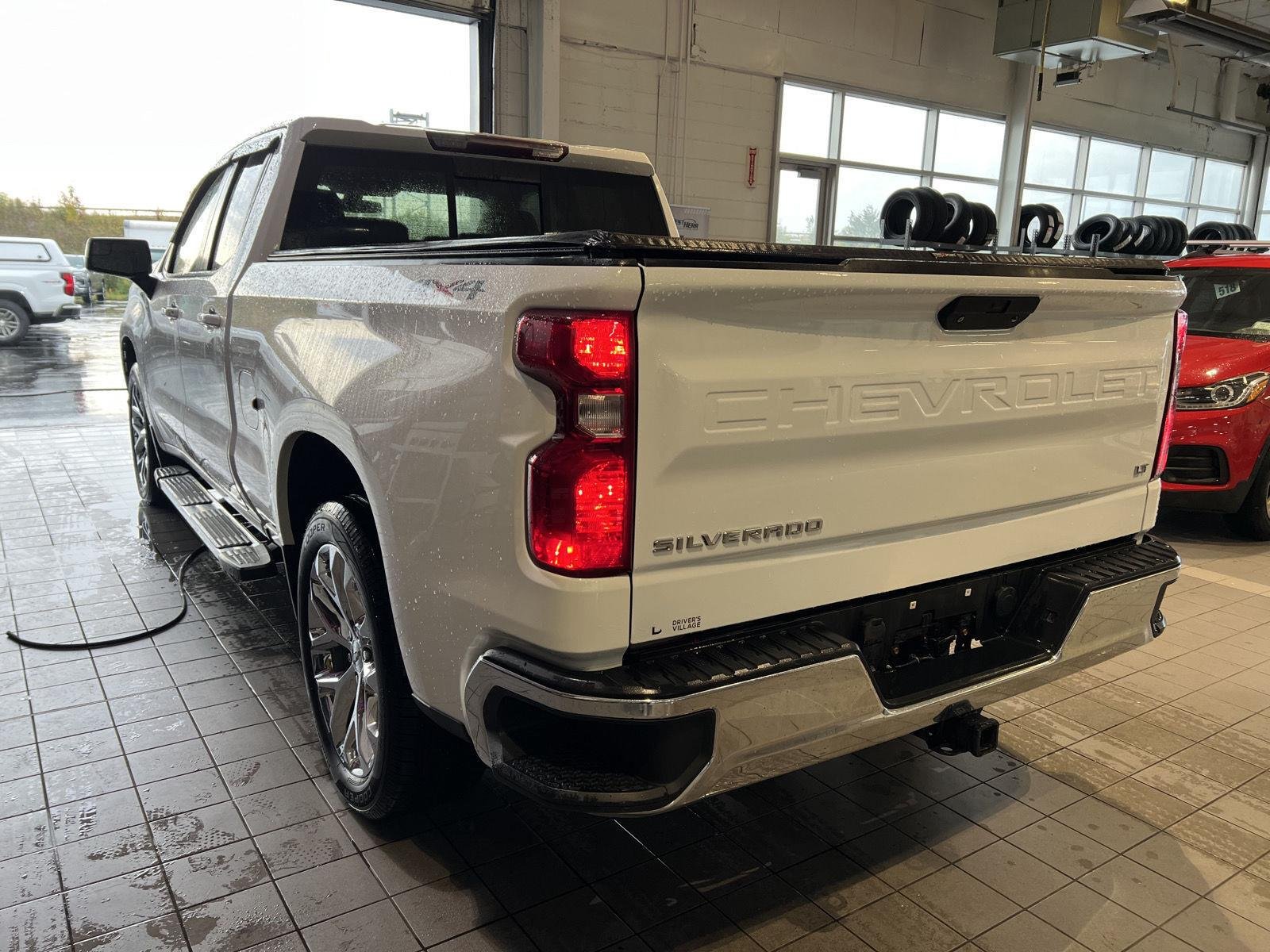 Used 2021 Summit White Chevrolet LT image 6