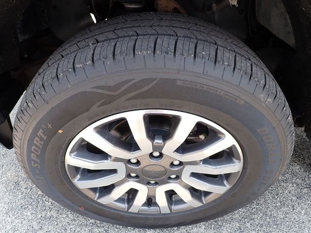 Used 2020 Red Ford XLT image 12
