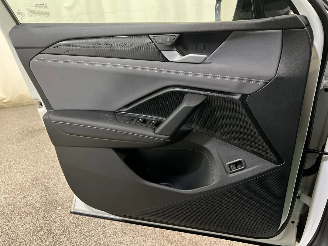 2026 Volkswagen Tiguan SE R-LINE BLACK - Photo 18