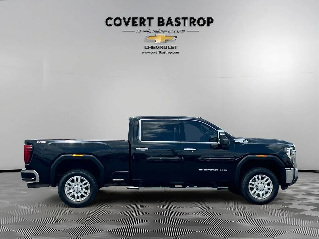 Used 2024 Black GMC SLT image 7