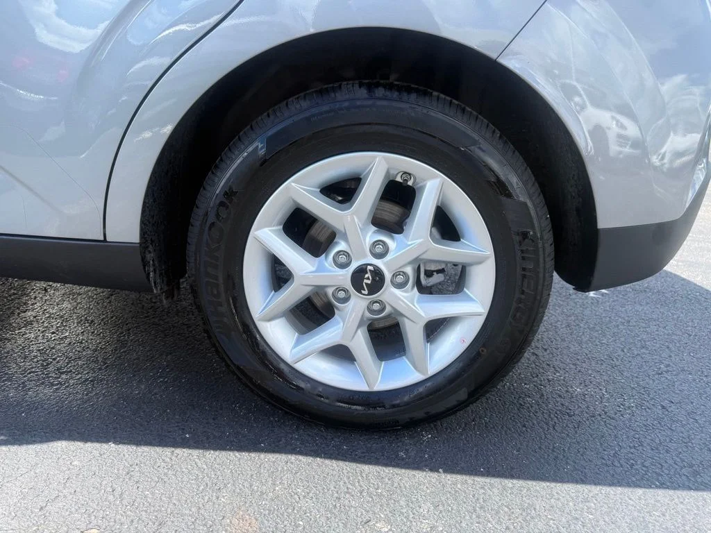 Certified Used 2025 Gray Kia LX image 32