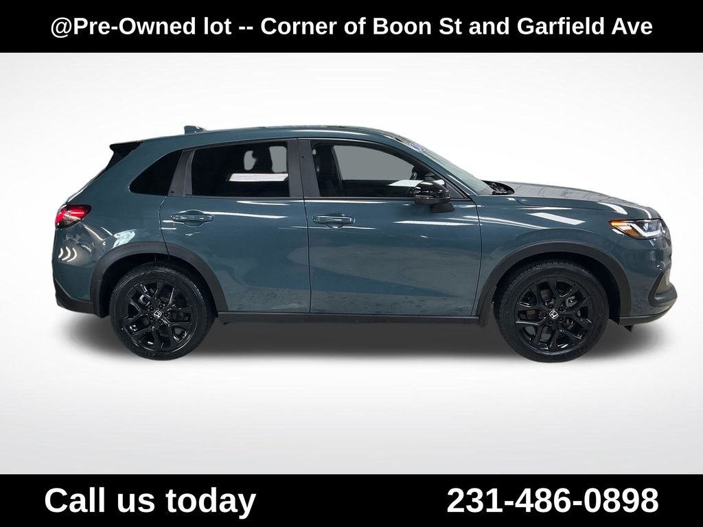 Used 2024  Honda Sport image 6