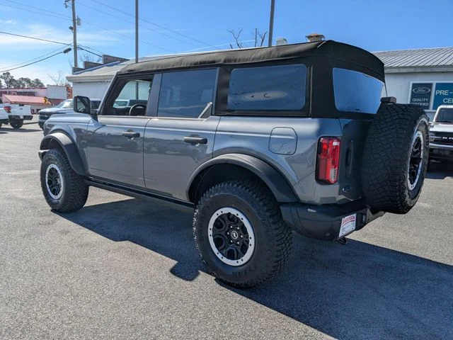2024 Ford Bronco 4-Door Black Diamond - Photo 6