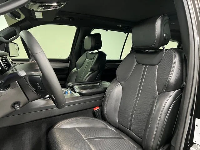 2023 Jeep Wagoneer Series II - Photo 22
