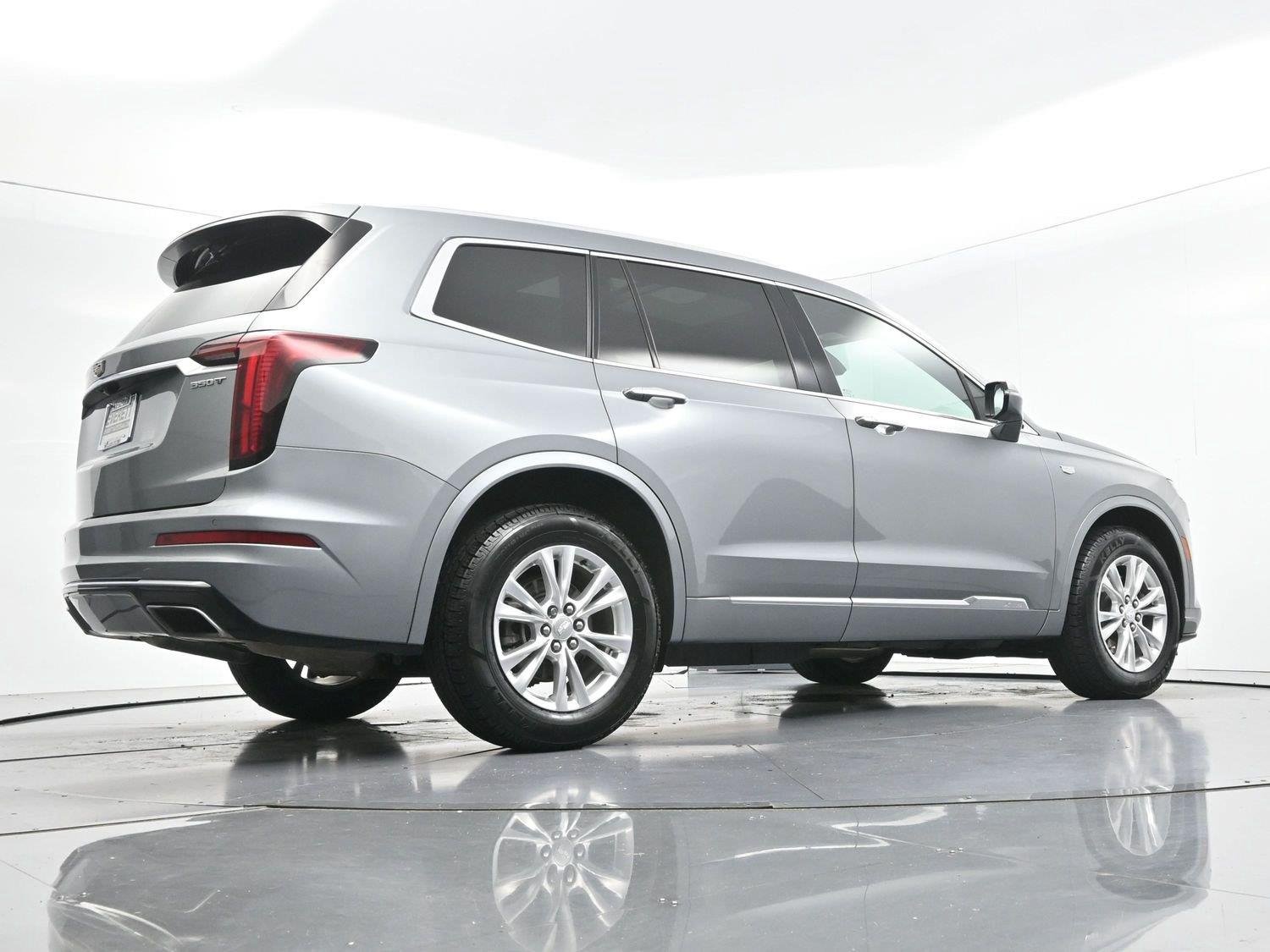 Used 2024 Argent Silver Metallic Cadillac Luxury image 56