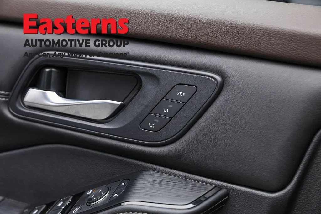 Used 2023 Gold Nissan SL image 22