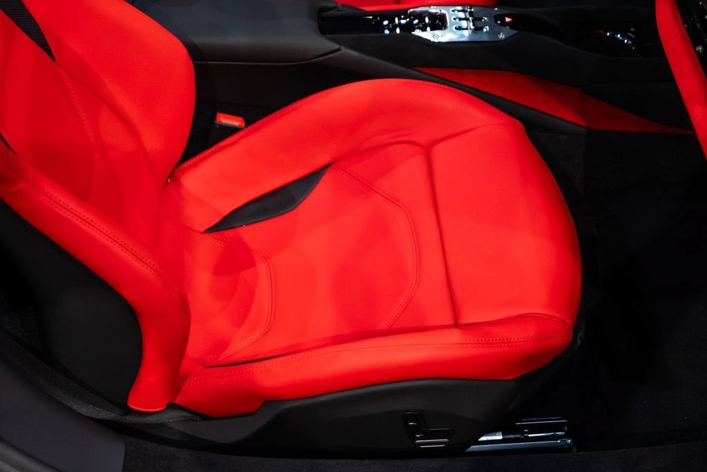 Certified Used 2025 Bianco Avus Ferrari  image 42
