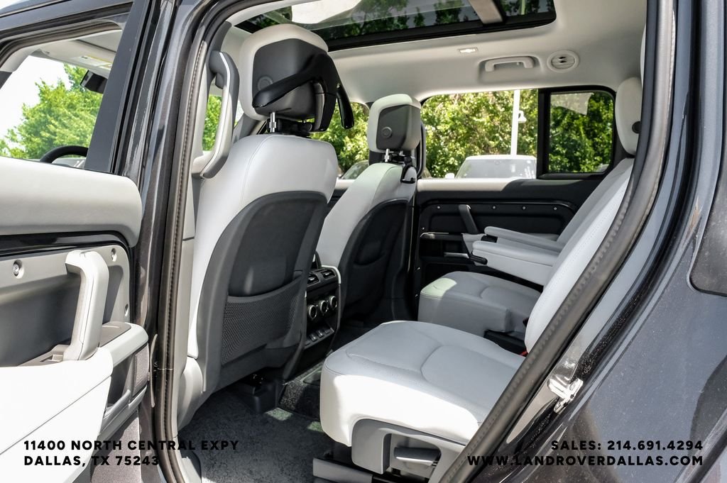 2026 Land Rover Defender X-Dynamic SE - Photo 40