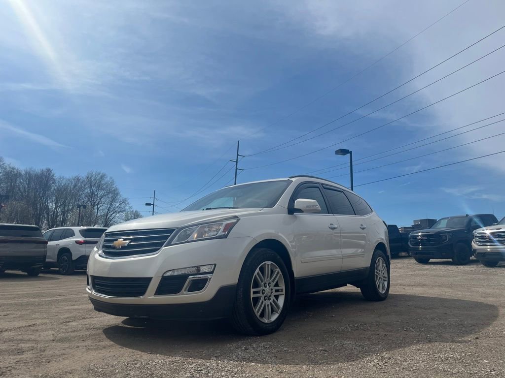 Used 2015 Chevrolet Traverse 1LT with VIN 1GNKVGKD9FJ332824 for sale in Brighton, MI