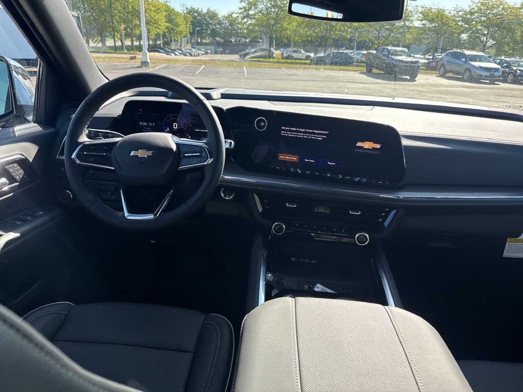 2026 Chevrolet Suburban Premier - Photo 13