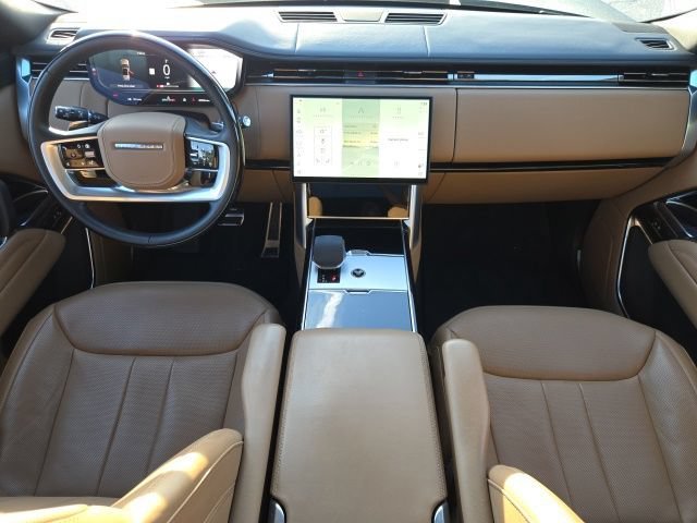 Used 2024 Black Land Rover SE image 12