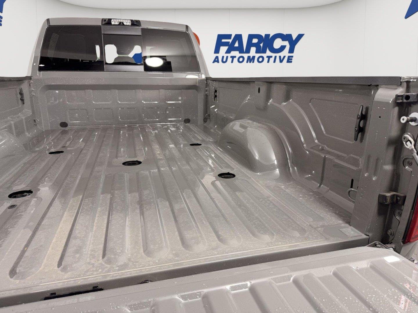 New 2026 Ceramic Gray Clear-Coat Exterior Paint RAM Laramie image 8