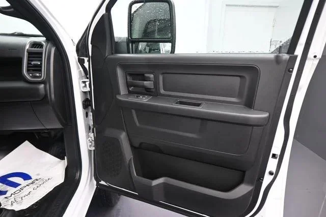 New 2026 Bright White Clear-Coat Exterior Paint RAM TRADESMAN image 21