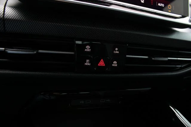 2026 Volkswagen Golf GTI SE - Photo 10