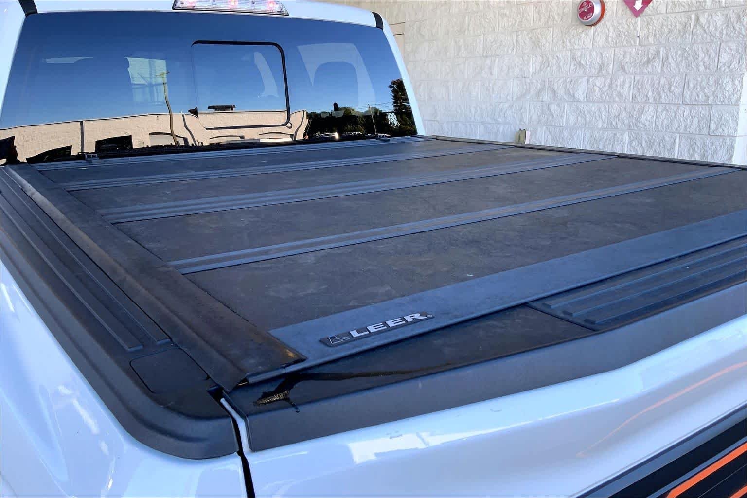 Used 2017 Oxford White Ford Raptor image 34