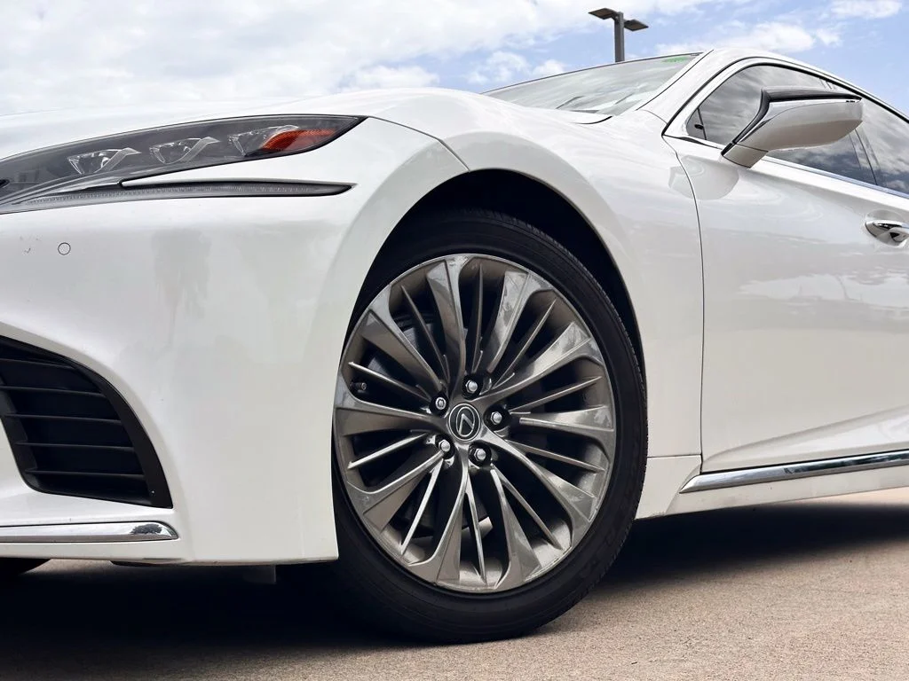 2020 Lexus LS Base | CarEdge | CarEdge