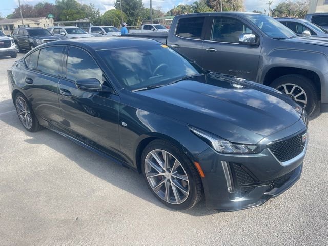 View vehicle photo 3