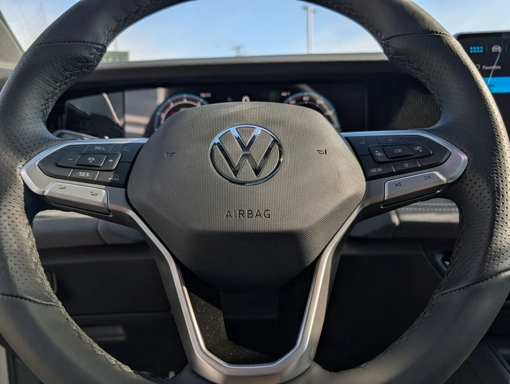 New 2026 Silver Volkswagen 2.0T SE R-Line Black image 20