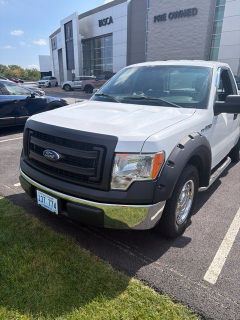 Used 2013 White Ford XL image 2