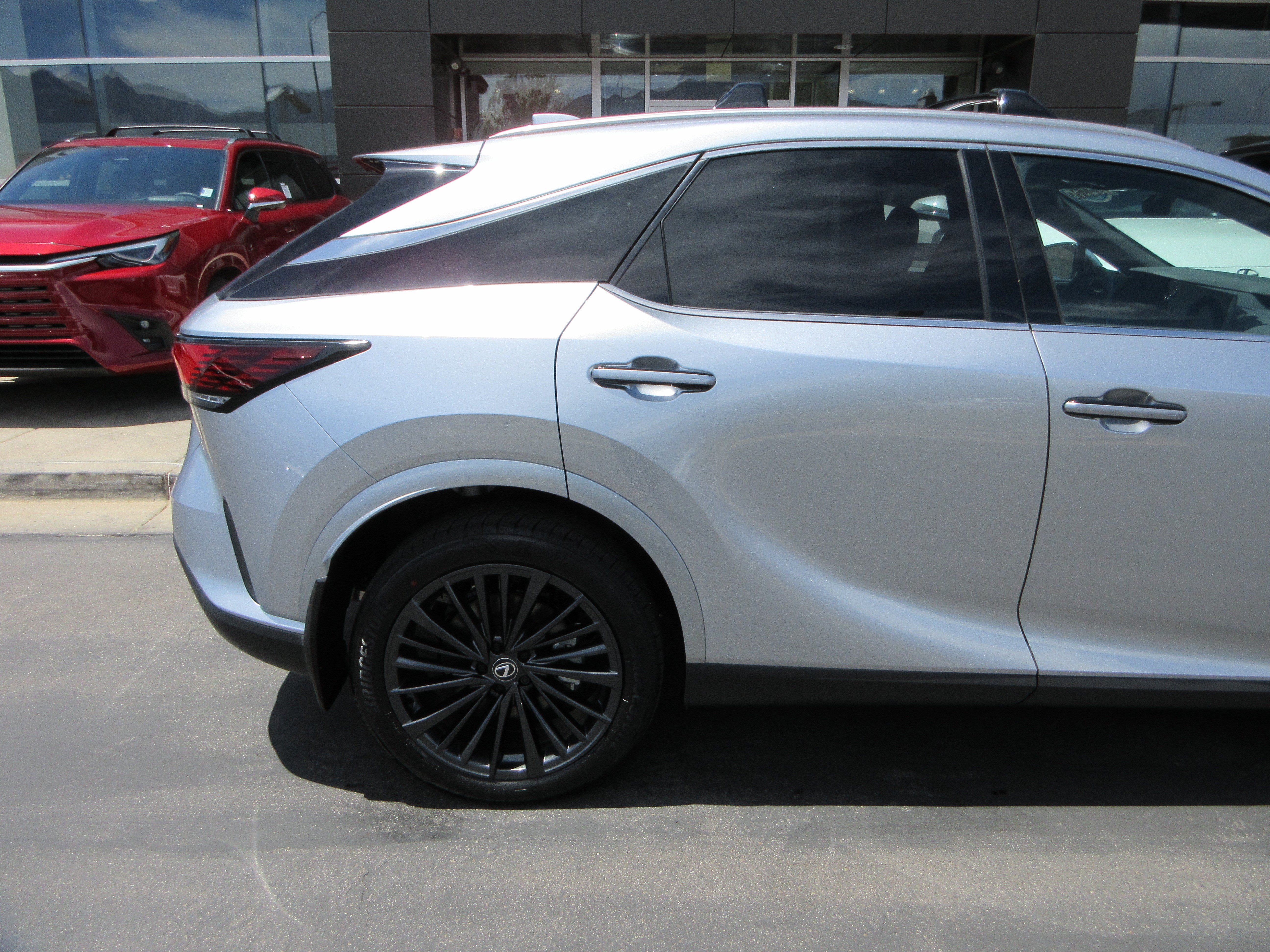 Certified Used 2025 IRIDIUM Lexus 350h Premium image 10