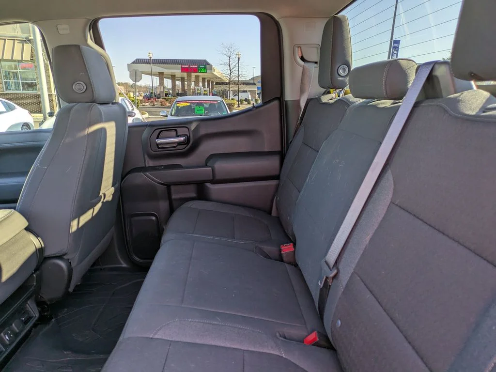 Used 2021 Shadow Gray Metallic Chevrolet LT image 15