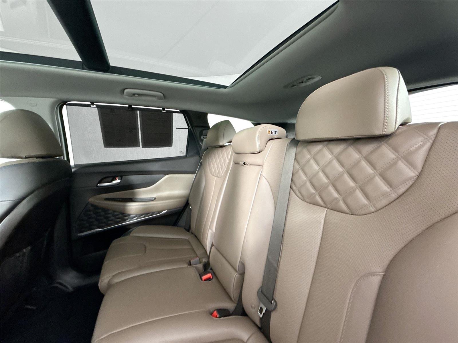 Used 2022 Quartz White Hyundai SEL Premium image 32