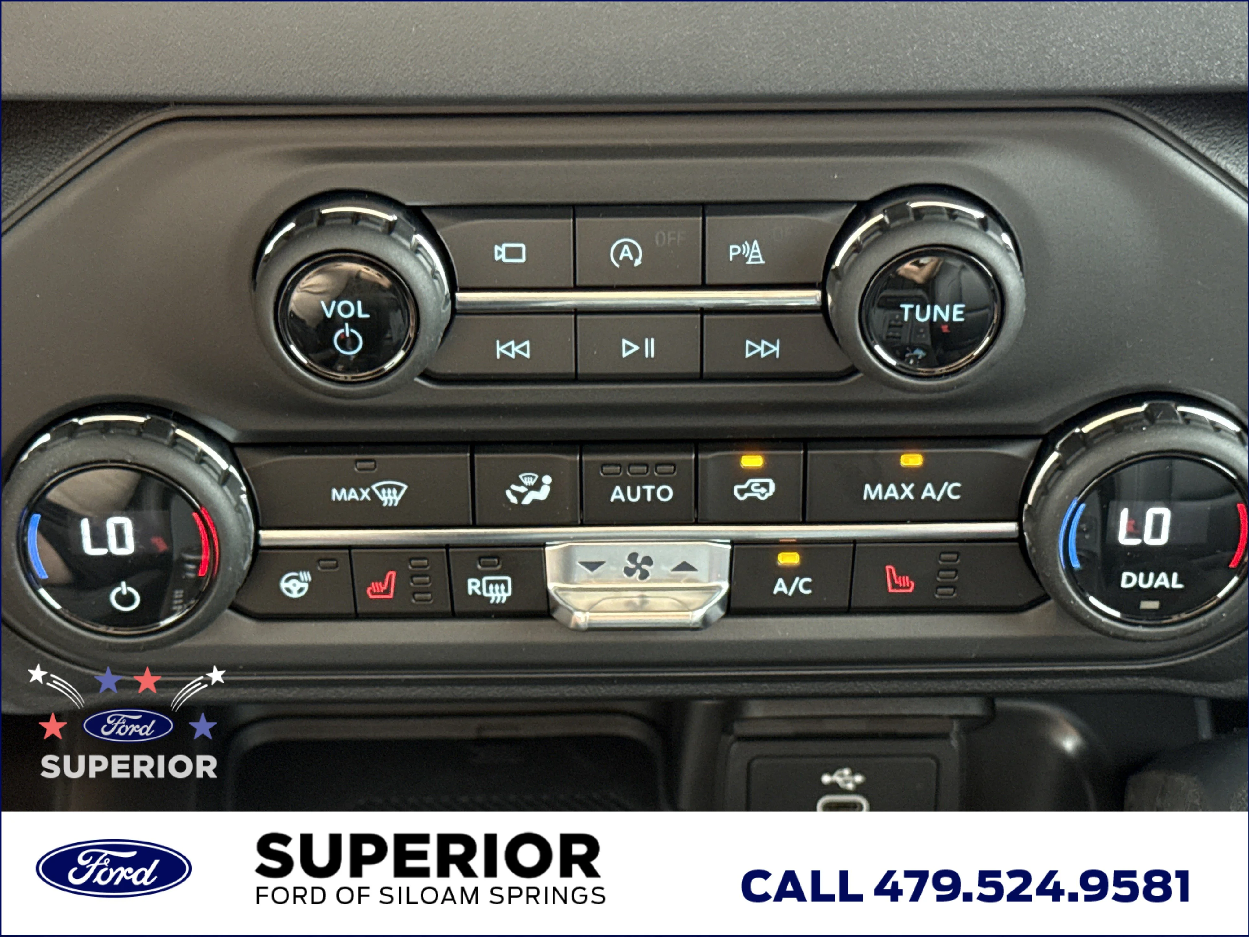 New 2026 Avalanche Gray Ford Badlands 4WD image 17