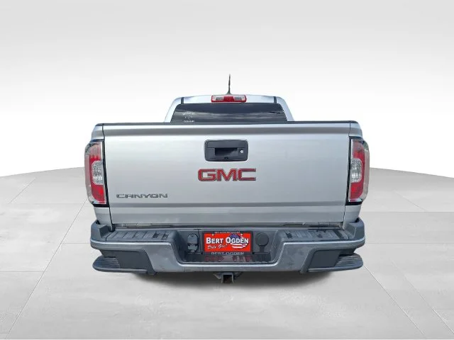Used 2016 Silver GMC Base image 6