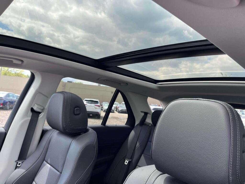 New 2026 Selenite Grey Metallic Mercedes-Benz GLE 450 image 5