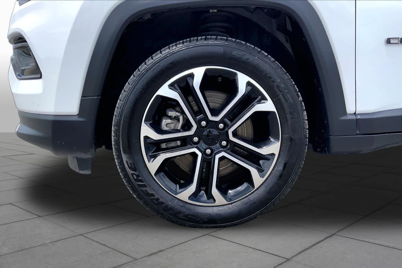 Used 2024 Bright White Clearcoat Jeep Limited image 11