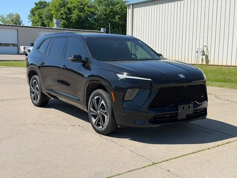 2025 Buick Enclave Sport Touring's photo