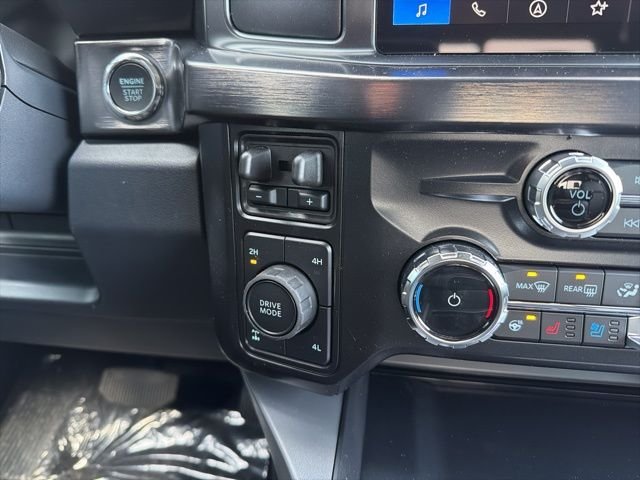 New 2026 Oxford White Ford F-350® Lariat® image 24