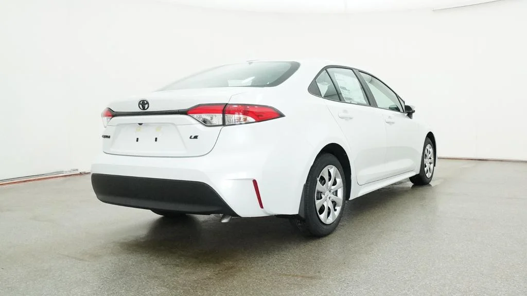 New 2026 Wind Chill Pearl Toyota LE image 21