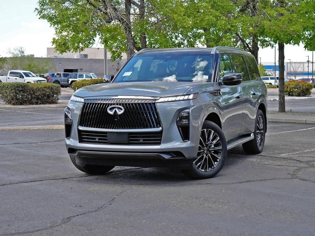 Used 2026 Dynamic Metal/Black Obsidian INFINITI AUTOGRAPH image 19