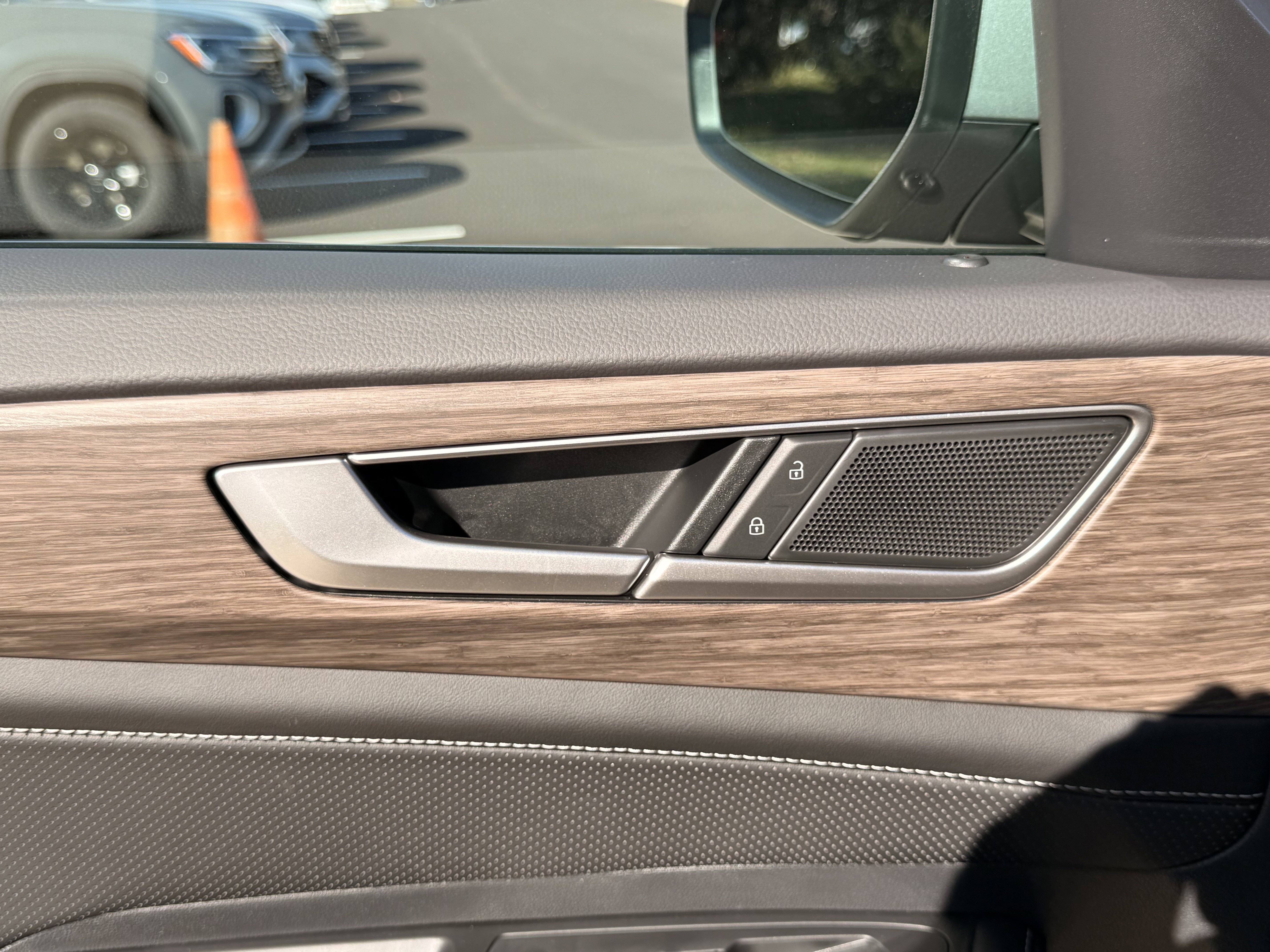 2026 Volkswagen Atlas SEL - Photo 31