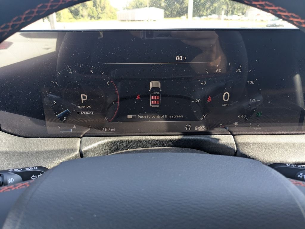 2025 Nissan Armada PRO-4X - Photo 28