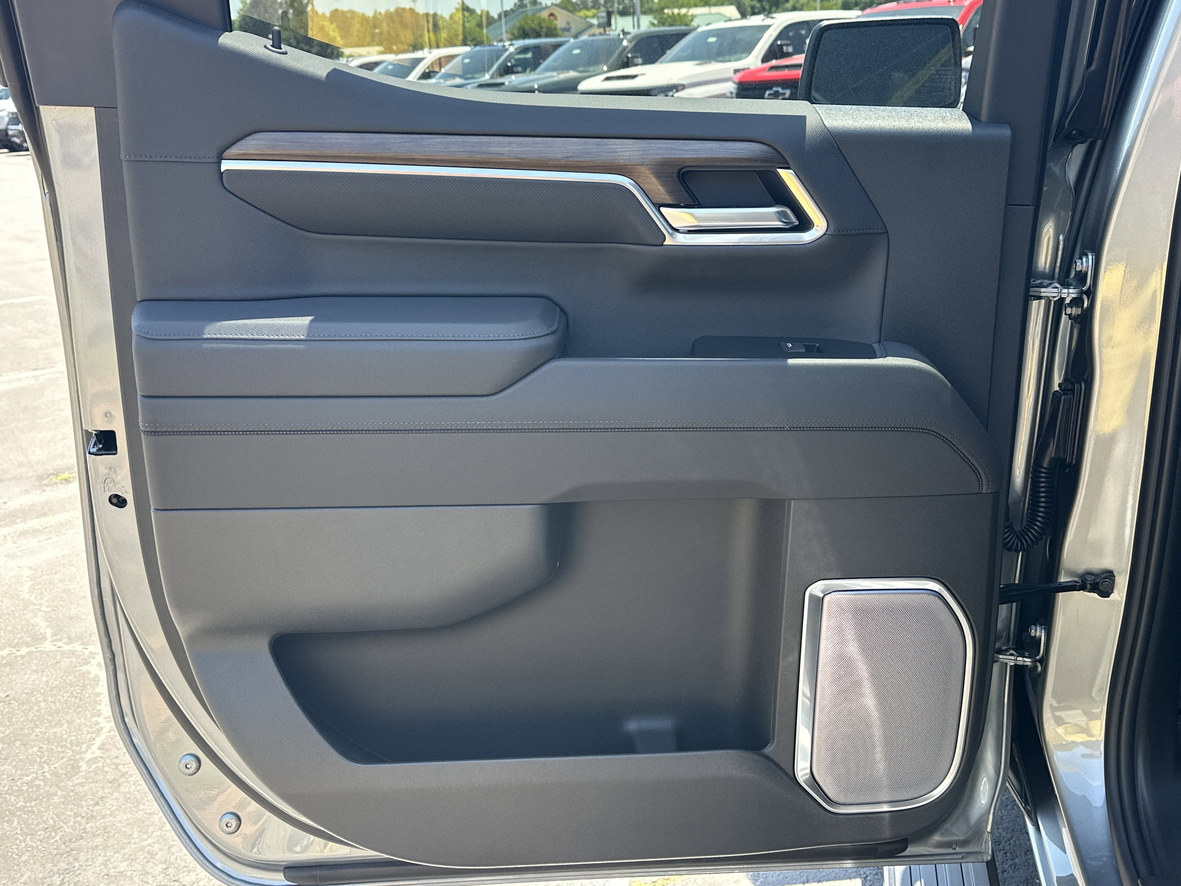 2026 Chevrolet Silverado 1500 High Country - Photo 22