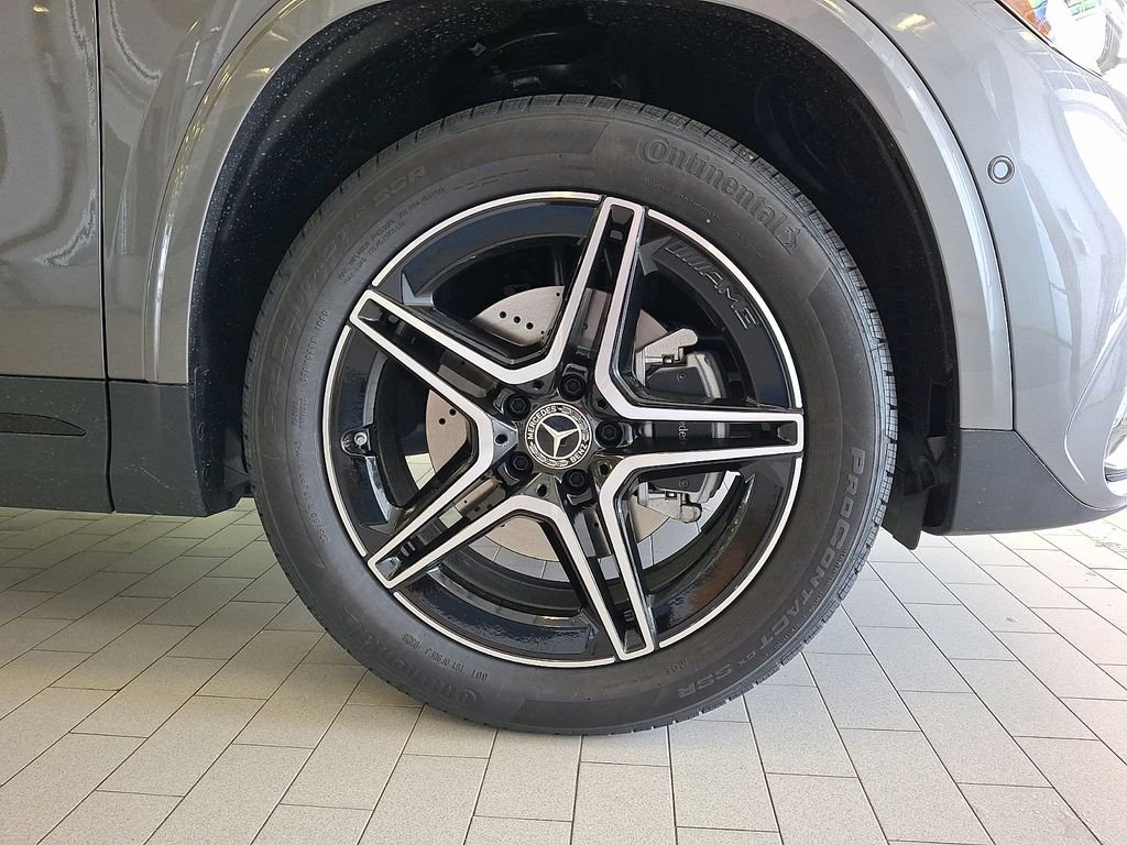 New 2026 Mountain Grey Metallic Mercedes-Benz GLA 250 image 5