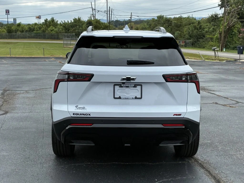 2027 Chevrolet Equinox RS - Photo 7