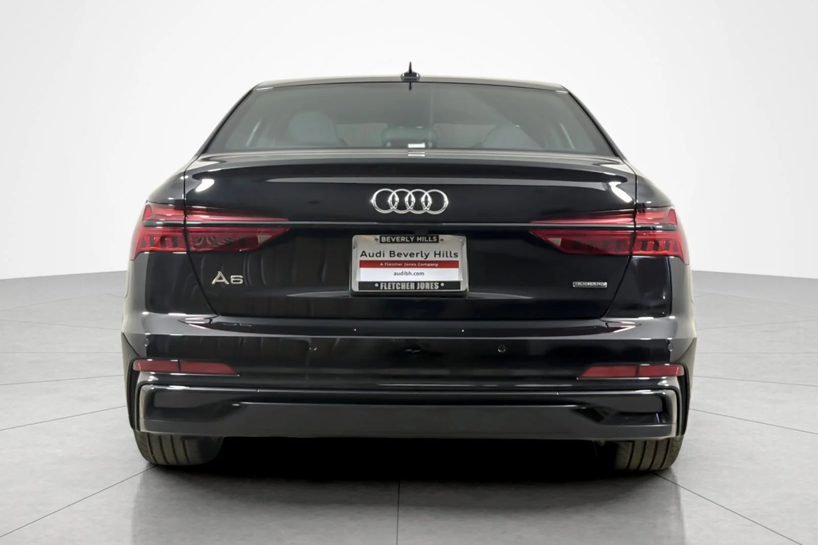 Used 2025 Mythos Black Metallic Audi Premium 55 TFSI quattro image 4