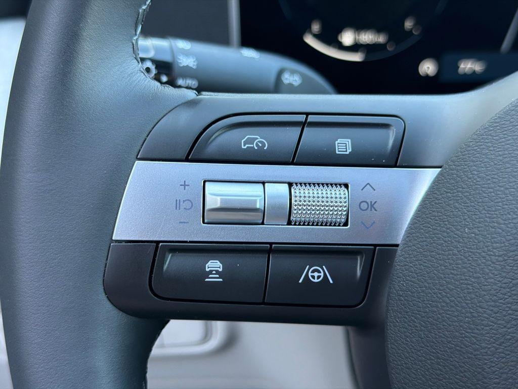 New 2026 Gray Hyundai SEL Premium FWD image 25