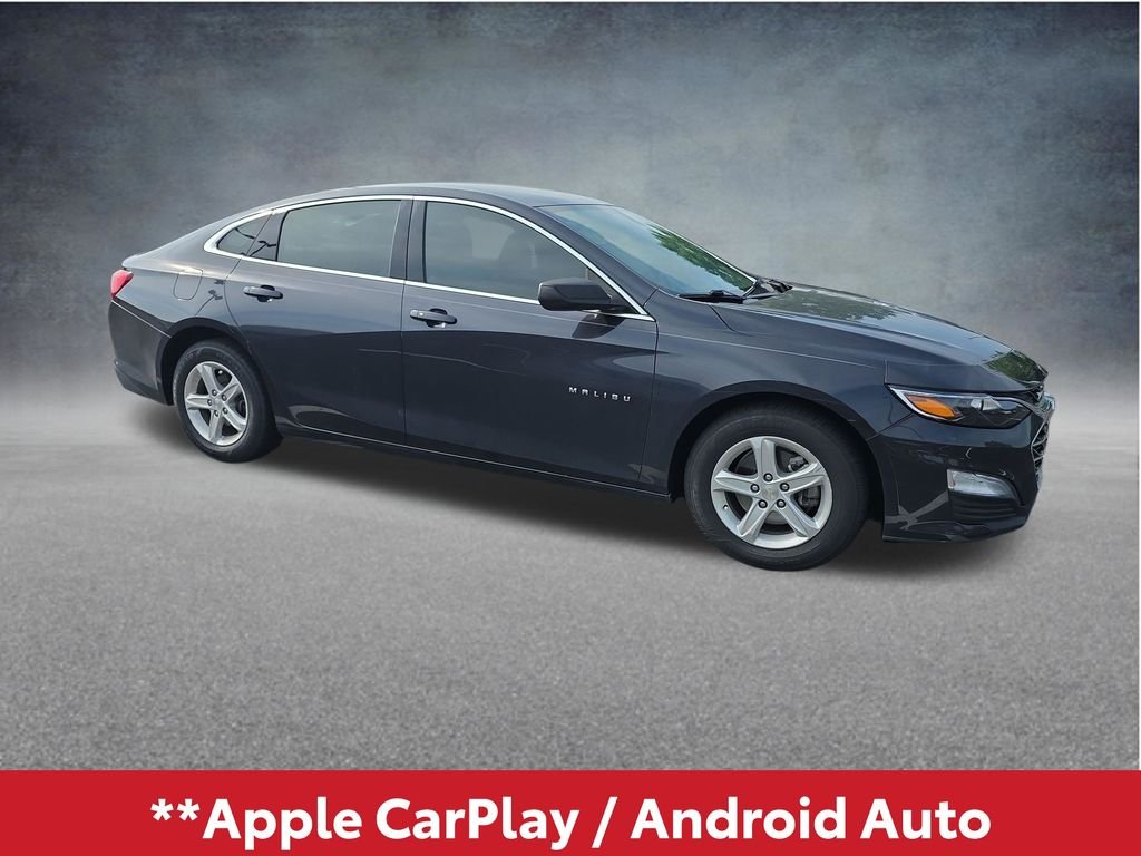 Used 2022 Gray Chevrolet LS image 3